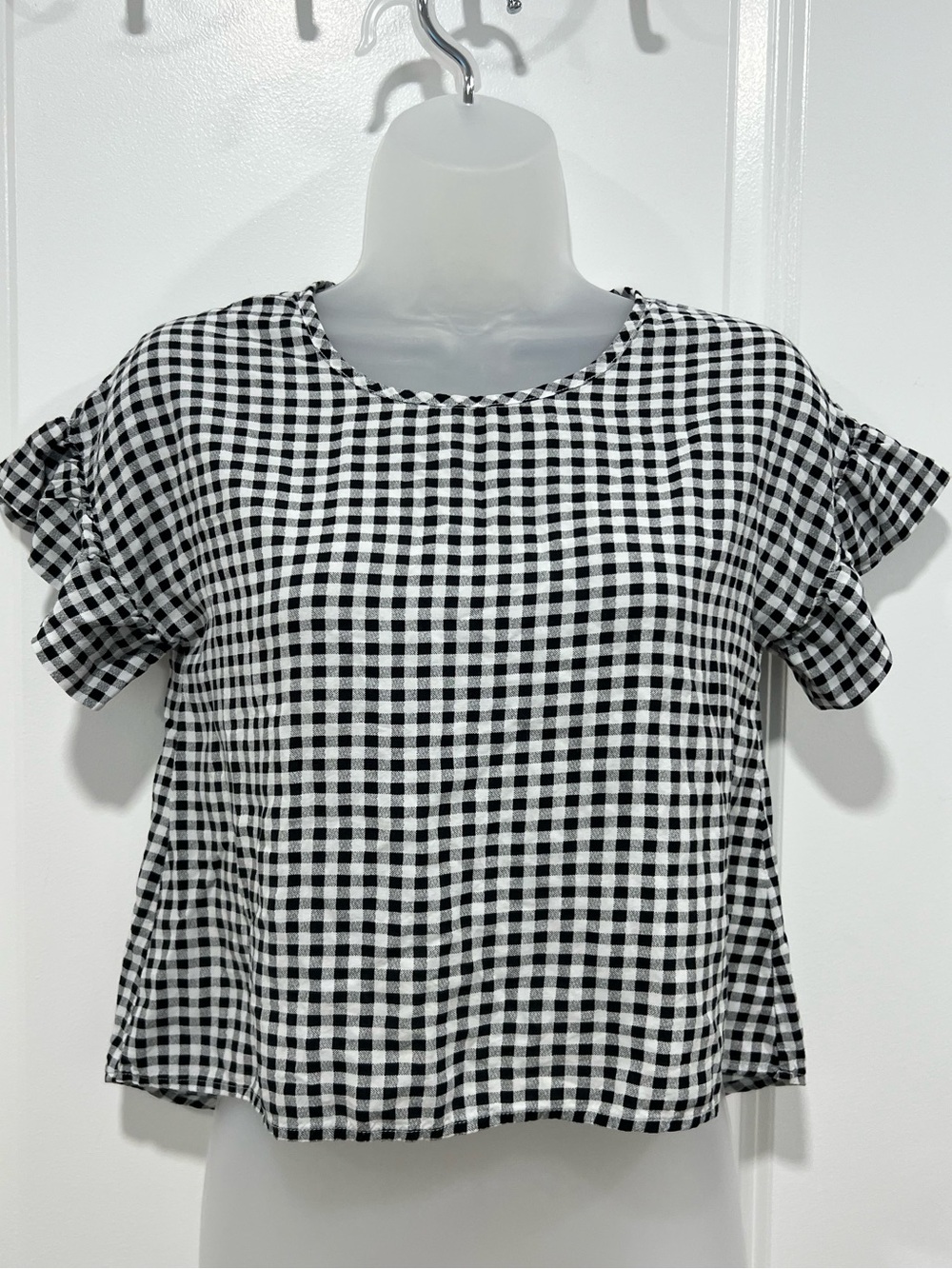 Truly Me by Sara Sara Black & White Gingham Flutter Sleeve Blouse Size Medium